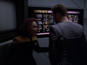 extant_StarTrek_VOY_6x05-Alice_02378.jpg