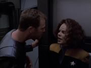 extant_StarTrek_VOY_6x05-Alice_02394.jpg