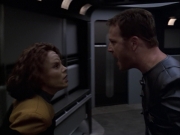 extant_StarTrek_VOY_6x05-Alice_02417.jpg