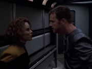 extant_StarTrek_VOY_6x05-Alice_02418.jpg