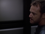 extant_StarTrek_VOY_6x05-Alice_02426.jpg