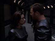 extant_StarTrek_VOY_6x05-Alice_02445.jpg