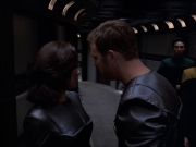 extant_StarTrek_VOY_6x05-Alice_02449.jpg