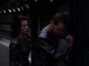 extant_StarTrek_VOY_6x05-Alice_02463.jpg