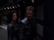extant_StarTrek_VOY_6x05-Alice_02468.jpg