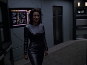 extant_StarTrek_VOY_6x05-Alice_02475.jpg
