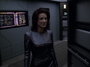 extant_StarTrek_VOY_6x05-Alice_02477.jpg