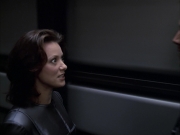 extant_StarTrek_VOY_6x05-Alice_02480.jpg
