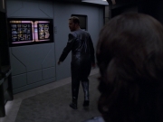 extant_StarTrek_VOY_6x05-Alice_02486.jpg