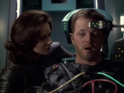 extant_StarTrek_VOY_6x05-Alice_02784.jpg