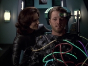 extant_StarTrek_VOY_6x05-Alice_02789.jpg