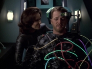 extant_StarTrek_VOY_6x05-Alice_02791.jpg
