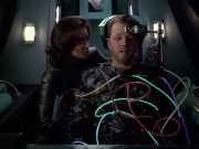 extant_StarTrek_VOY_6x05-Alice_02799.jpg