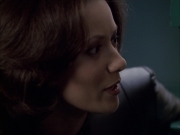 extant_StarTrek_VOY_6x05-Alice_02816.jpg