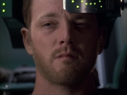 extant_StarTrek_VOY_6x05-Alice_02828.jpg