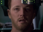 extant_StarTrek_VOY_6x05-Alice_02831.jpg