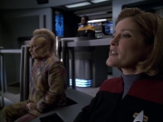 extant_StarTrek_VOY_6x05-Alice_02841.jpg
