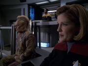 extant_StarTrek_VOY_6x05-Alice_02851.jpg
