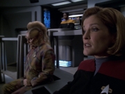 extant_StarTrek_VOY_6x05-Alice_02870.jpg