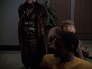 extant_StarTrek_VOY_6x05-Alice_02912.jpg