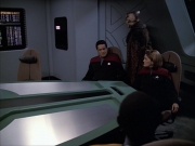 Filename=extant_StarTrek_VOY_6x05-Alice_02922.jpg
Filesize=151KiB
Dimensions=1200x900
Date added=Dec 27, 2019 extant_StarTrek_VOY_6x05-Alice_02922.jpg