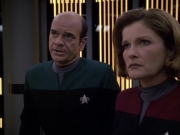 extant_StarTrek_VOY_6x05-Alice_03024.jpg