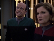 extant_StarTrek_VOY_6x05-Alice_03026.jpg