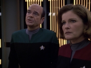 extant_StarTrek_VOY_6x05-Alice_03029.jpg
