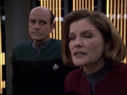 extant_StarTrek_VOY_6x05-Alice_03050.jpg
