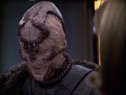 extant_StarTrek_VOY_6x05-Alice_03061.jpg