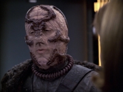 extant_StarTrek_VOY_6x05-Alice_03079.jpg