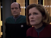 extant_StarTrek_VOY_6x05-Alice_03099.jpg