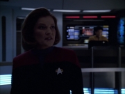 extant_StarTrek_VOY_6x05-Alice_03223.jpg