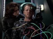 extant_StarTrek_VOY_6x05-Alice_03233.jpg