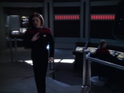 extant_StarTrek_VOY_6x05-Alice_03267.jpg