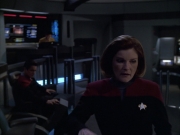 extant_StarTrek_VOY_6x05-Alice_03270.jpg