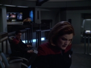 extant_StarTrek_VOY_6x05-Alice_03274.jpg