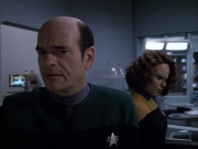 extant_StarTrek_VOY_6x05-Alice_03304.jpg
