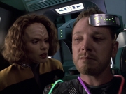 extant_StarTrek_VOY_6x05-Alice_03424.jpg