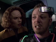 extant_StarTrek_VOY_6x05-Alice_03426.jpg