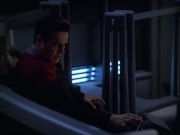 extant_StarTrek_VOY_6x05-Alice_03468.jpg