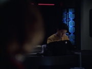 extant_StarTrek_VOY_6x05-Alice_03471.jpg
