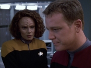 extant_StarTrek_VOY_6x05-Alice_03549.jpg