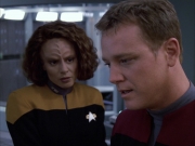 extant_StarTrek_VOY_6x05-Alice_03560.jpg
