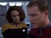 extant_StarTrek_VOY_6x05-Alice_03562.jpg