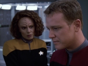 extant_StarTrek_VOY_6x05-Alice_03567.jpg