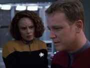 extant_StarTrek_VOY_6x05-Alice_03572.jpg