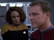 extant_StarTrek_VOY_6x05-Alice_03580.jpg