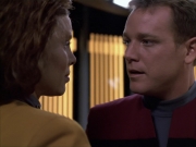 extant_StarTrek_VOY_6x05-Alice_03624.jpg