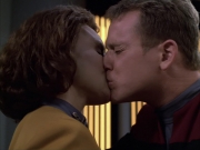 extant_StarTrek_VOY_6x05-Alice_03635.jpg